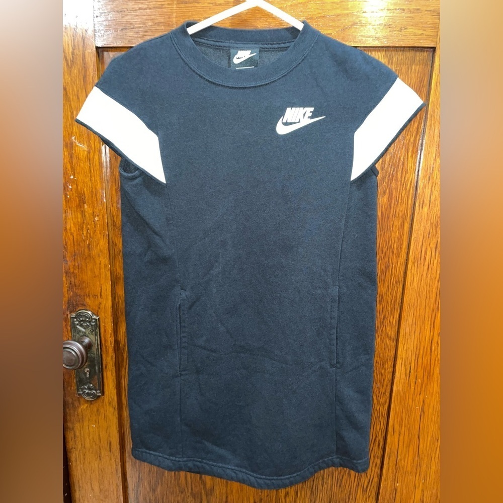 Nike Girl’s Pull Over T-Shirt Dress with Pockets